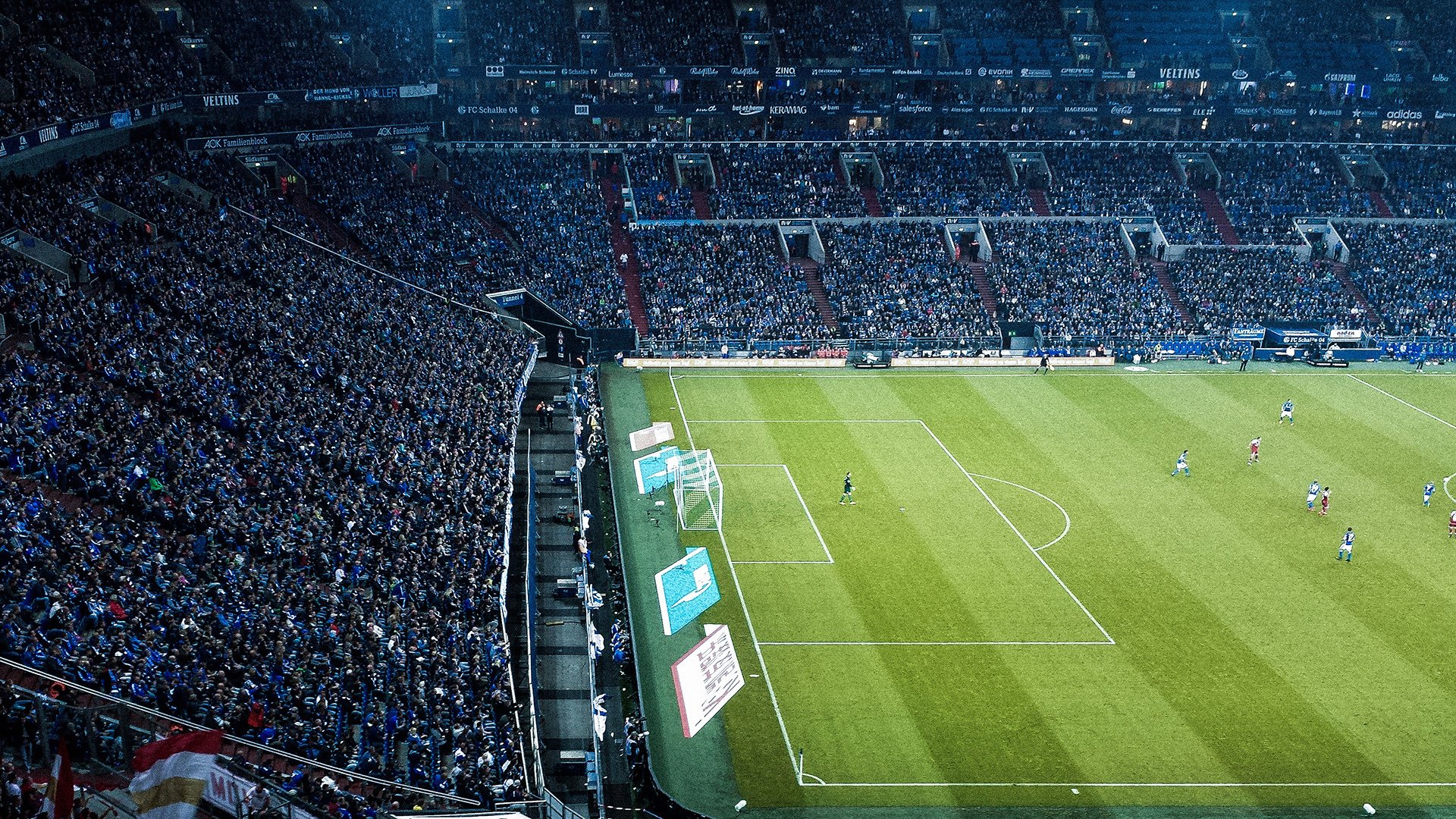 Jiu You-《【未来趋势】虚拟电竞现场：虚实结合的新体验》，虚拟化电子竞技哪些